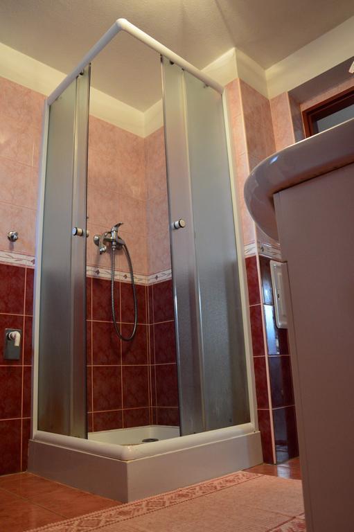 Privat Kovacova Villa Žiar Rum bild