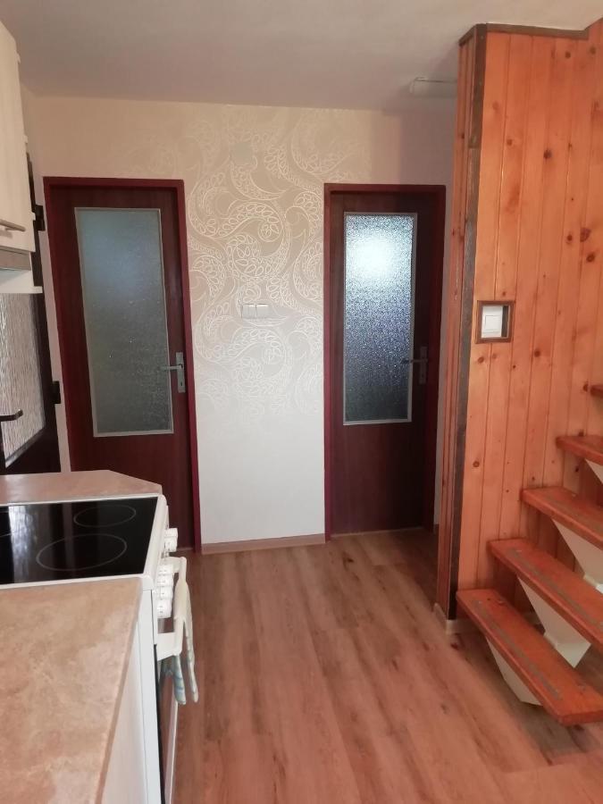 Privat Kovacova Villa Žiar Exteriör bild